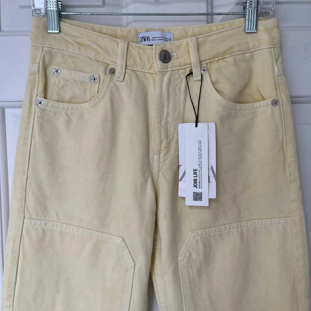 NWT ZARA Mid Rise Patch Pocket Yellow Jeans 2 - Picture 9 of 16